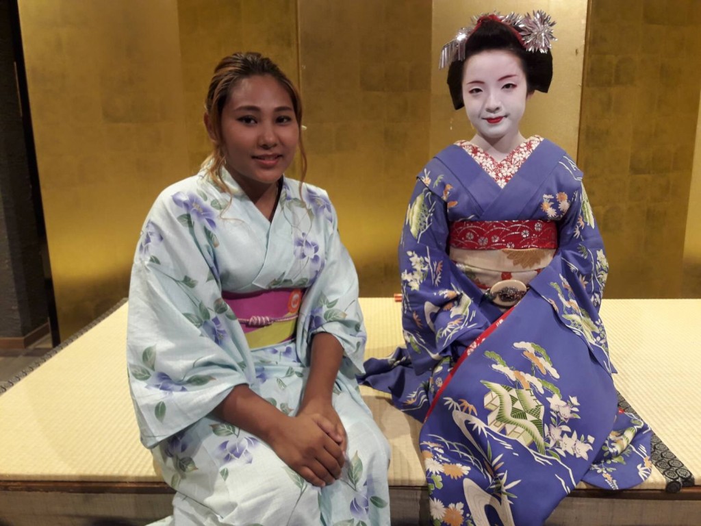 只今、毎日夜遅くまでやってま~す!2018年8月10日7